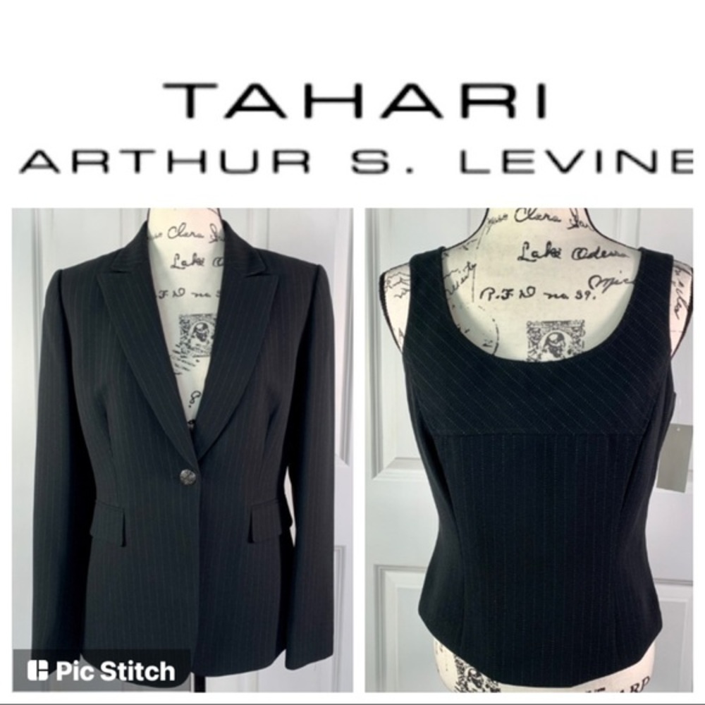 NWT Tahari 2 Pc Garment Printstriped Top and Blazer